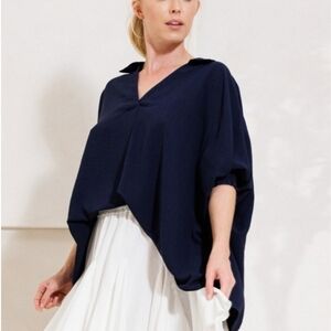 New Oddi Navy Oversized Vneck Top